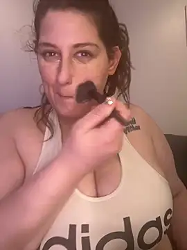 delinadelray online show from 03-15-25, 02:14