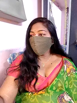 RomeoJuliet345 online show from 02-05-26, 12:12