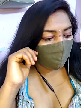 RomeoJuliet345 online show from 04-05-26, 02:13