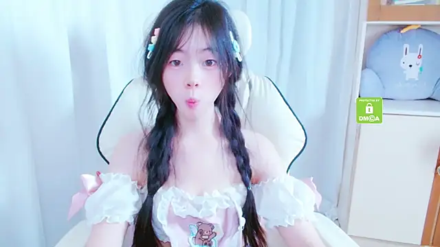 xiyao1314 online show from 09-18-25, 01:41