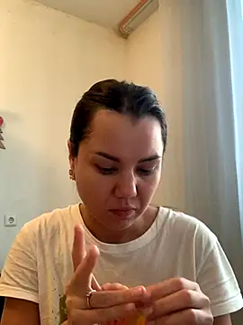 MiraMiss online show from 10-29-25, 09:30