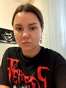 MiraMiss online show from 11-30-25, 06:25