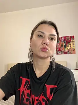 MiraMiss online show from 10-11-25, 09:21