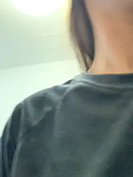 MiraMiss online show from 12-18-25, 08:08