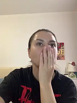 MiraMiss online show from 10-17-25, 07:44