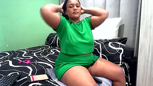SexyEbony37X online show from 05-06-26, 06:28