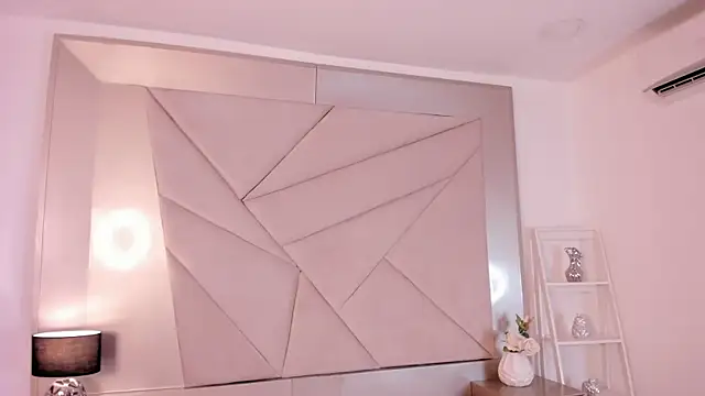 Snapshot of RAVENDIPAUL chatting on 02-07-25, 10:52 RAVENDIPAUL online show from 02-07-25, 10:52