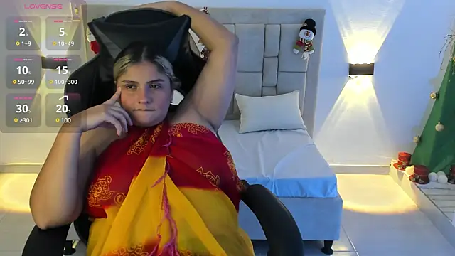 Sienna Jones online show from 12-17-24, 06:31