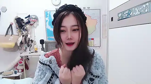 Cherie-xinxin01 online show from 12-04-24, 02:53