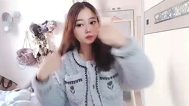 Cherie-xinxin01 online show from 12-06-24, 05:36