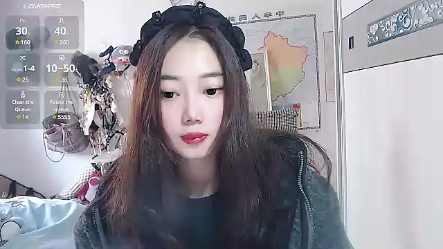 Cherie-xinxin01 online show from 12-07-24, 05:21