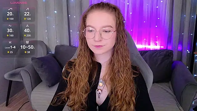 VioletShine online show from 03-25-26, 01:10