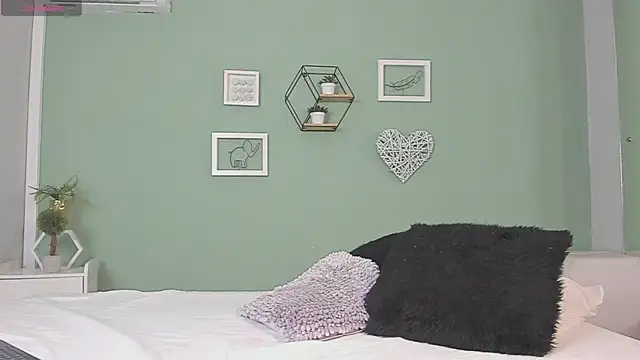 Jonness Isa  online show from 03-16-25, 02:11