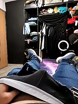 Alee3xxx online show from 11-06-25, 03:43