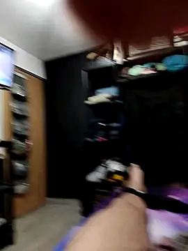 Alee3xxx online show from 02-17-26, 07:27