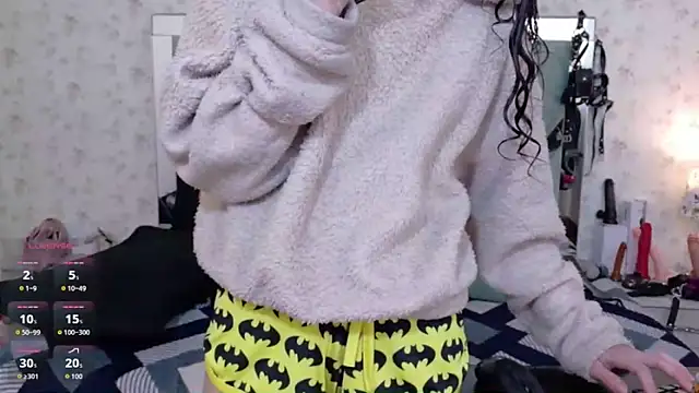 Queenjenn   online show from 02-26-26, 10:15