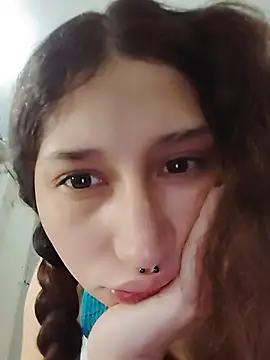 Queenjenn   online show from 10-28-25, 05:56