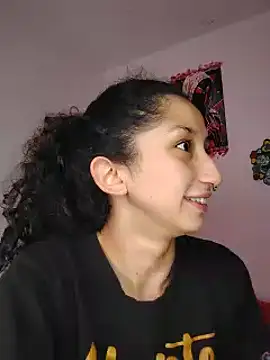 Queenjenn   online show from 06-10-26, 04:41