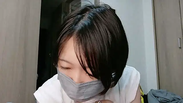 Snapshot of rei_0180 chatting on 09-21-25, 05:51 rei 0180 online show from 09-21-25, 05:51