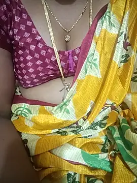 Snapshot of Telugu-mirchi chatting on 06-09-26, 05:36 Telugu-mirchi online show from 06-09-26, 05:36