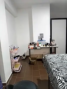 Alison fitness online show from 10-28-25, 10:25