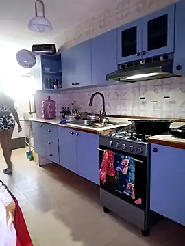 Alison fitness online show from 12-18-25, 11:03