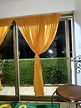 Alison fitness online show from 10-24-25, 01:15