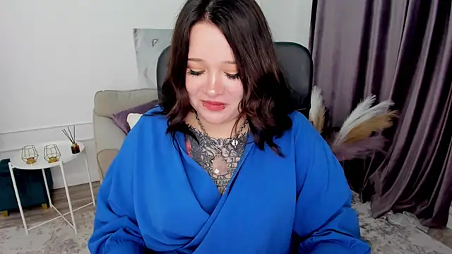 MoonLghte online show from 03-13-25, 10:54