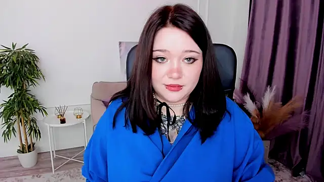 MoonLghte online show from 03-19-25, 07:38