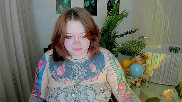 MoonLghte online show from 04-23-26, 07:59