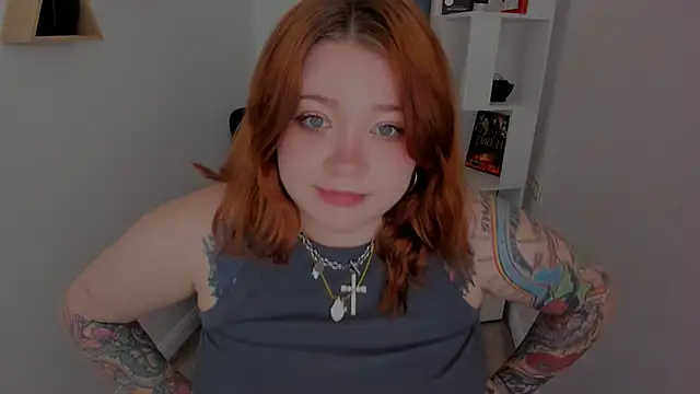 MoonLghte online show from 09-22-25, 07:53