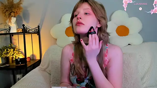 EvaStevs online show from 02-16-25, 12:19