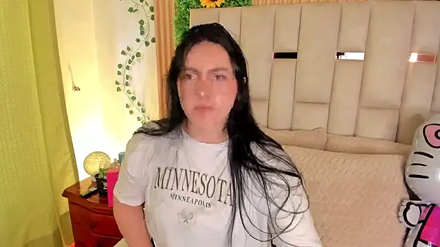 jenifer  power10 online show from 10-08-25, 08:09