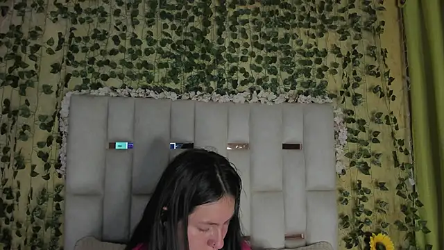 jenifer  power10 online show from 03-14-25, 12:18