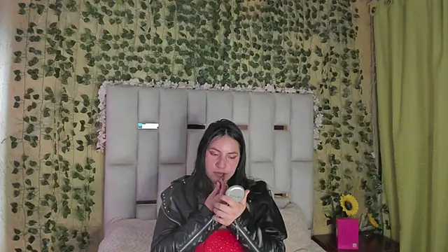 jenifer  power10 online show from 03-13-25, 03:39