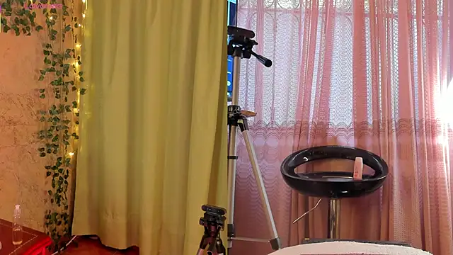 jenifer  power10 online show from 03-14-25, 06:29