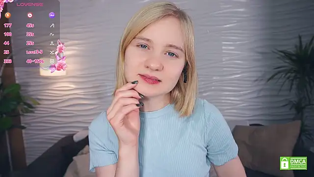 OdelinaFicken online show from 12-04-25, 04:11