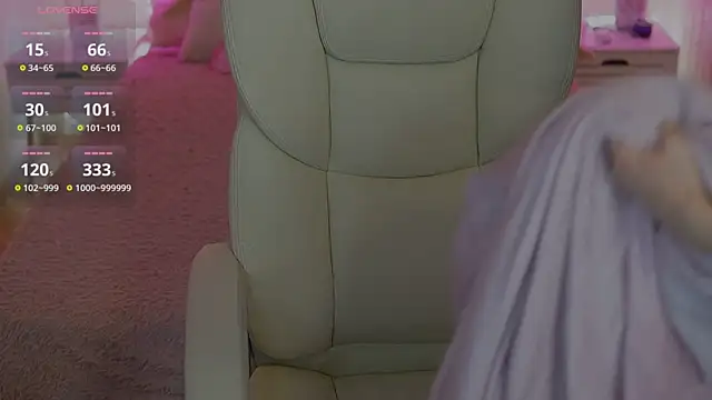 AnittaRays online show from 11-14-25, 11:03