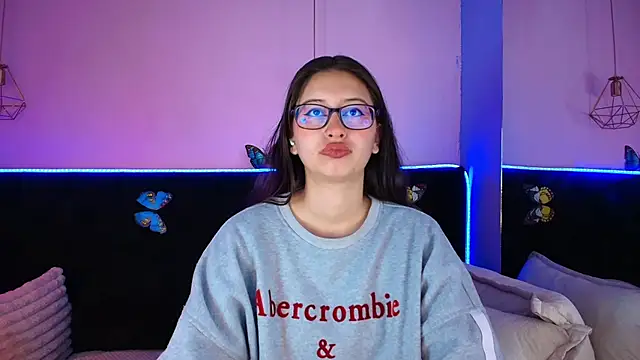 Anastasia Whitee online show from 04-08-26, 01:23