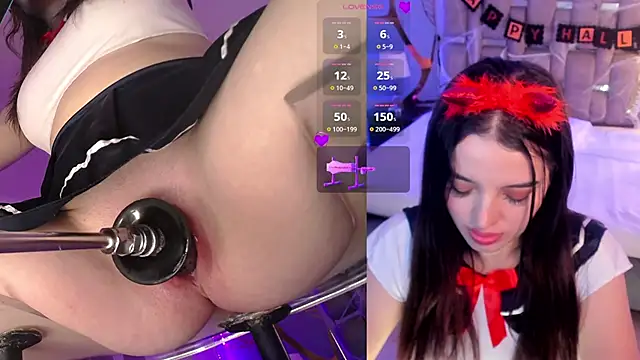 OliviaHalley online show from 10-28-25, 02:38