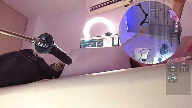 OliviaHalley online show from 11-29-25, 02:17