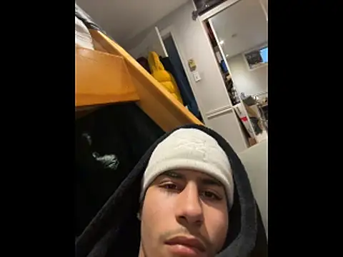 johnycash21 online show from 04-01-26, 11:44