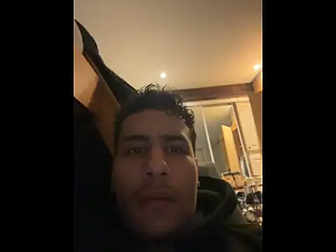 johnycash21 online show from 03-06-26, 05:13