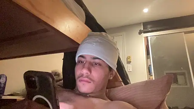 johnycash21 online show from 04-15-26, 07:14