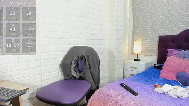 Snapshot of sweet_kitty0110 chatting on 09-11-25, 07:25 sweet kitty0110 online show from 09-11-25, 07:25