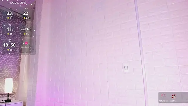 sweet kitty0110 online show from 04-17-26, 08:55