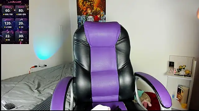 Snapshot of aiko_mori chatting on 09-25-25, 10:49 aiko mori online show from 09-25-25, 10:49