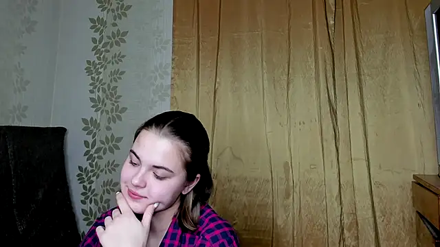 holly mila online show from 12-20-24, 07:50