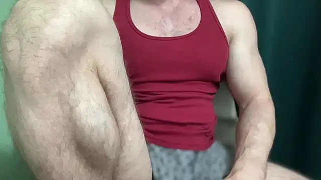 Snapshot of Mrbiceps23 chatting on 09-19-25, 11:20 Mrbiceps23 online show from 09-19-25, 11:20