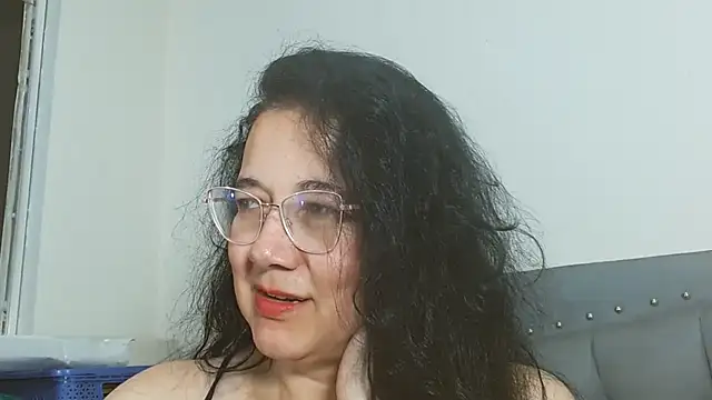 maturepriscila online show from 04-15-26, 07:58